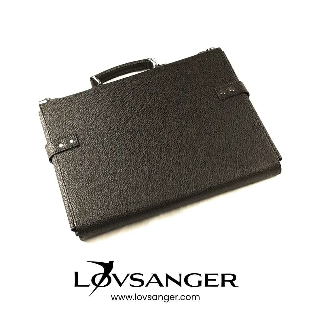 Luxury laptop bag for travelers and freelancers from the back